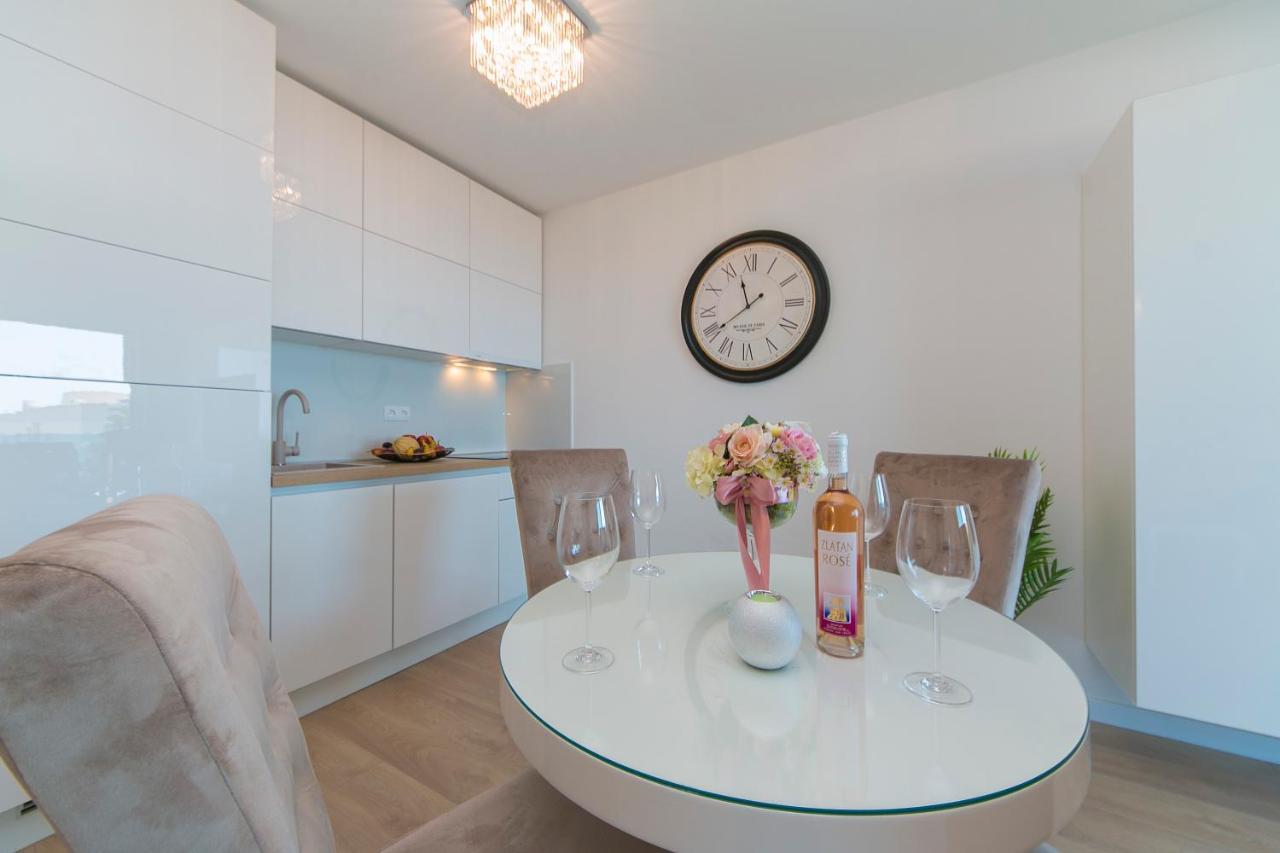 Apartman Sunshine Makarska Esterno foto