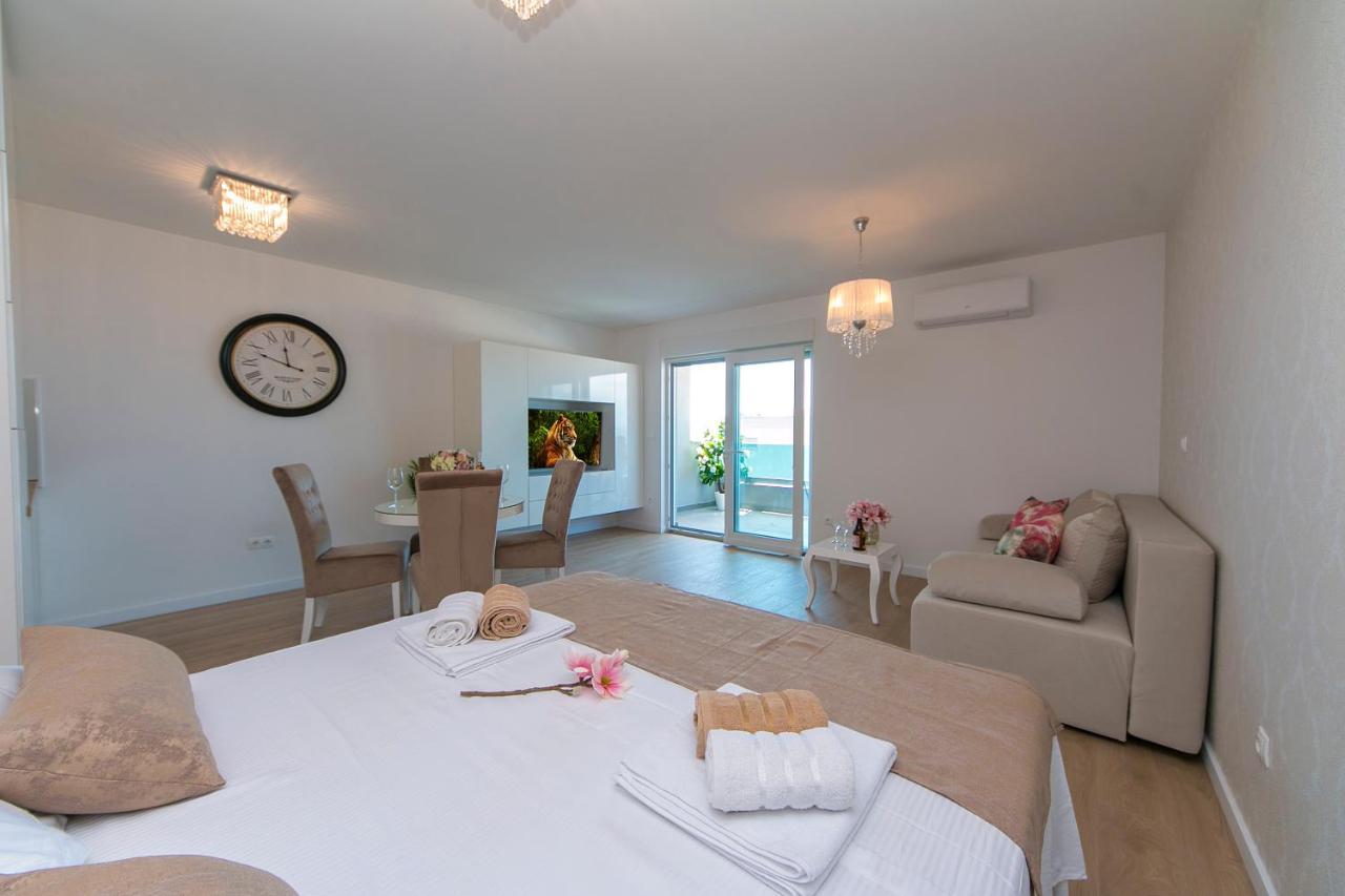Apartman Sunshine Makarska Esterno foto